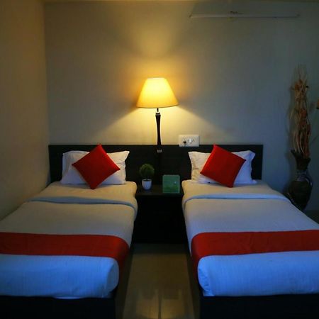 Orange Corner Bangalore Airport Hotel Kültér fotó