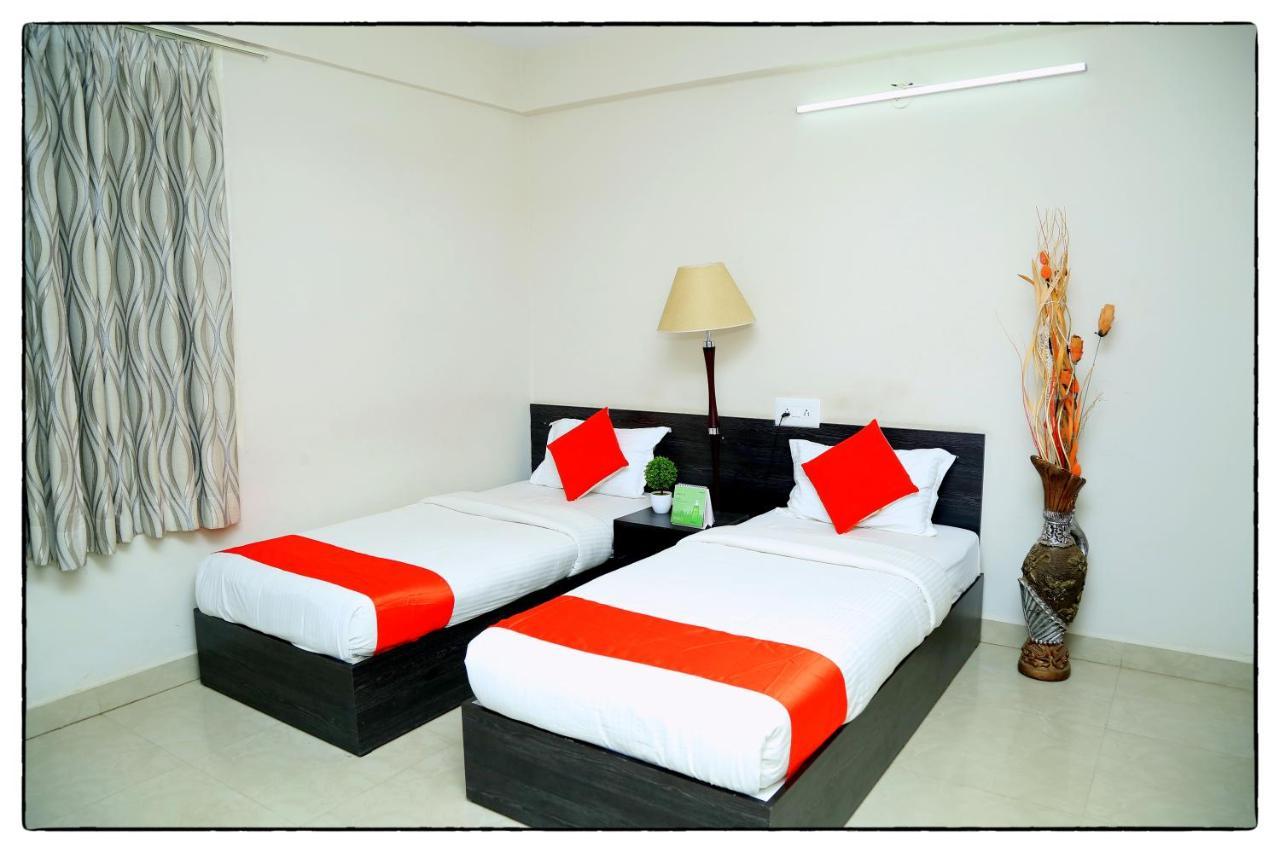 Orange Corner Bangalore Airport Hotel Kültér fotó