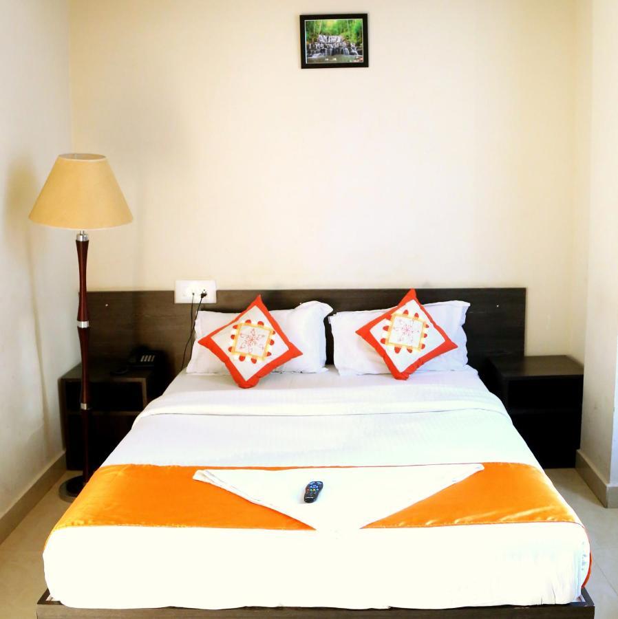 Orange Corner Bangalore Airport Hotel Kültér fotó